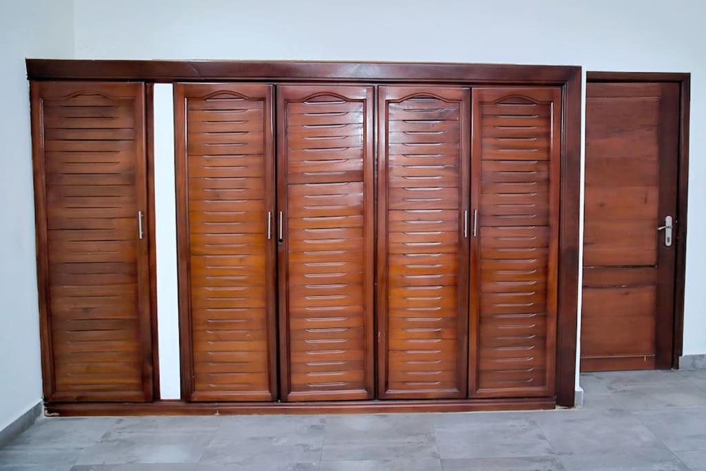 Petite'S Nest - Apartment 3 Accra Exterior photo