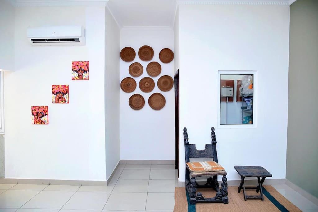 Welcoming Abode In The Heart Of Osu - Apartment 3 Accra Exterior photo