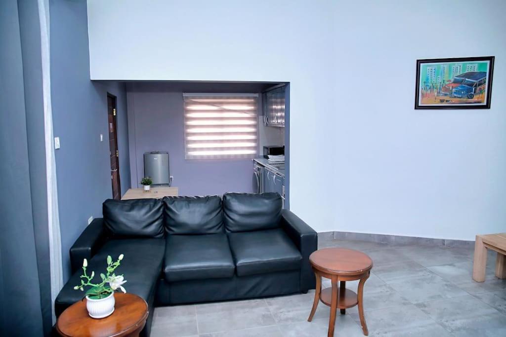 Petite'S Nest - Apartment 3 Accra Exterior photo